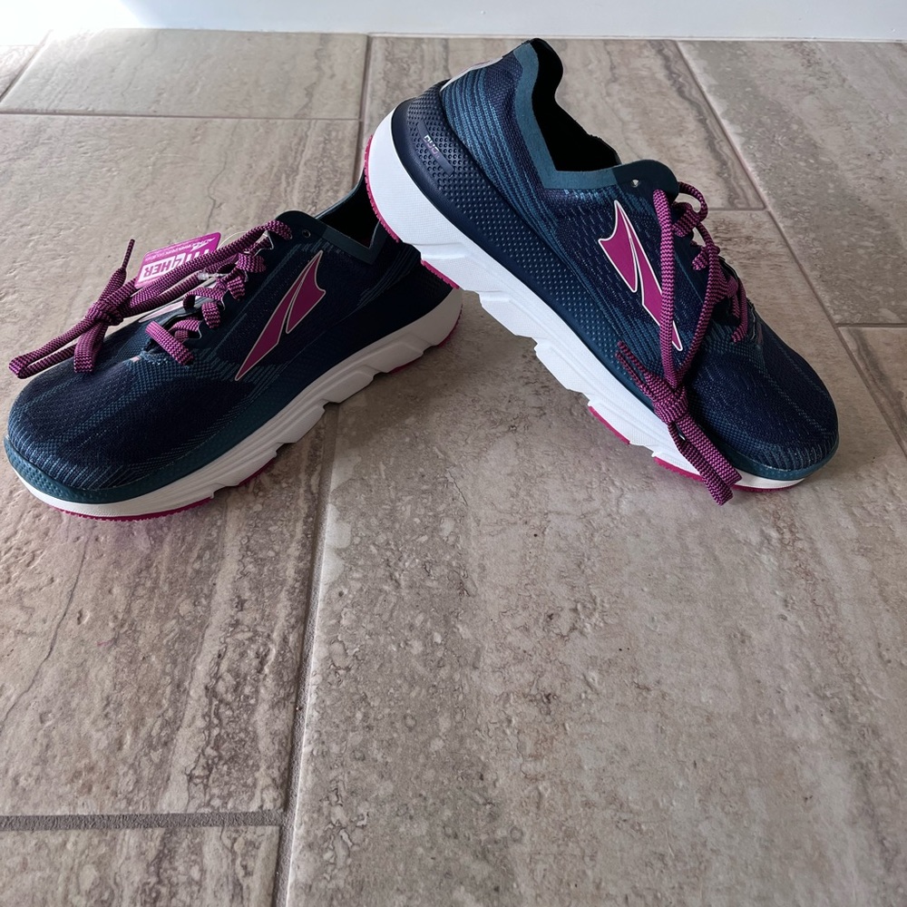 ALTRA Women's Duo 1.5 Road Running Shoe, Navy/Pink - 8 M US